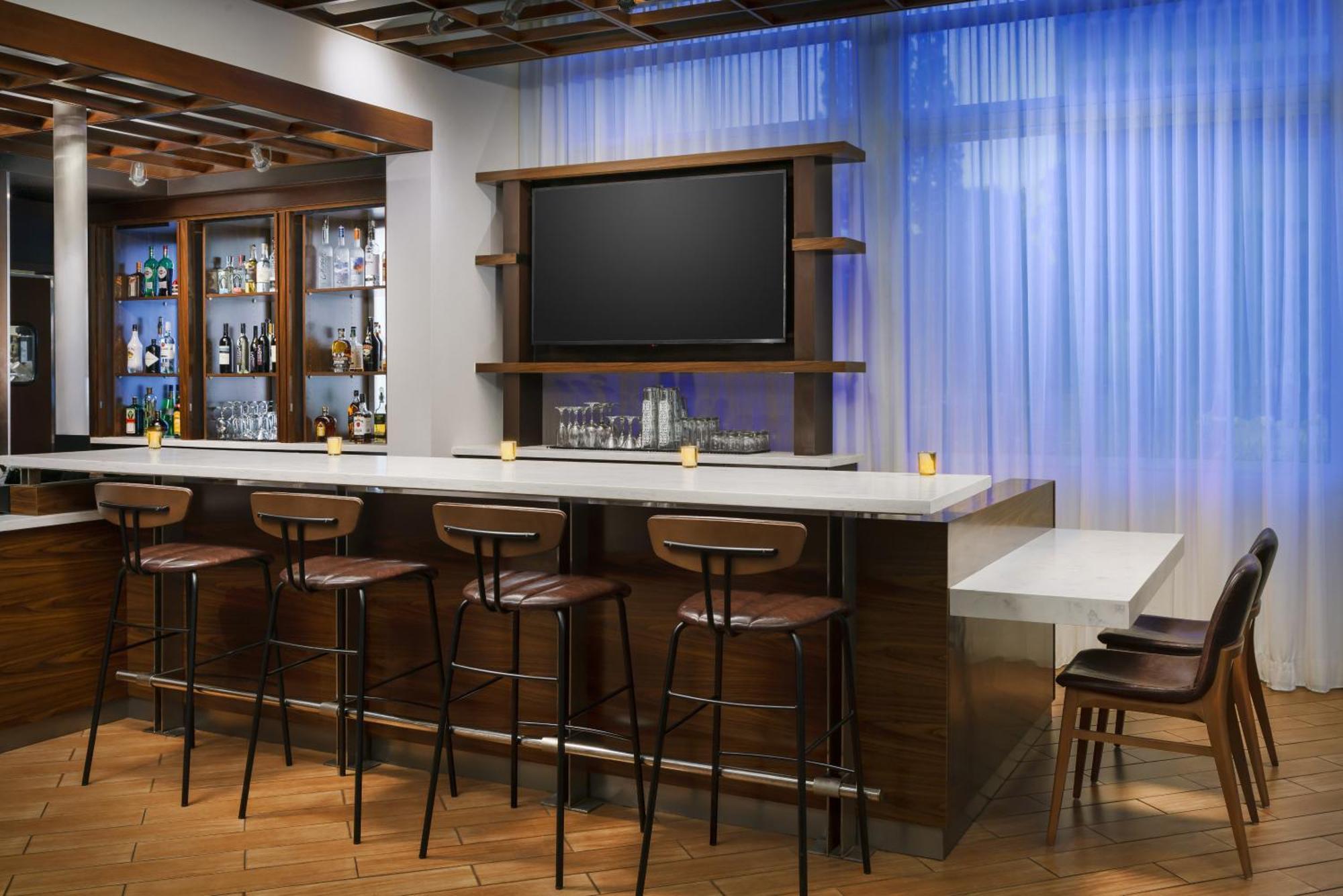 Courtyard By Marriott Los Angeles Woodland Hills Exterior foto